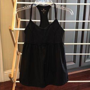 Athleta workout tank with built in bra